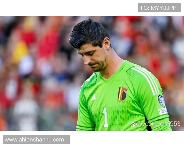 库尔图瓦：从守门员到球队灵魂的蜕变与成长之路